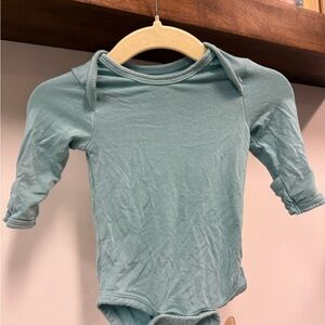 Kyte BABY Long Sleeve Bodysuit in Soft Teal